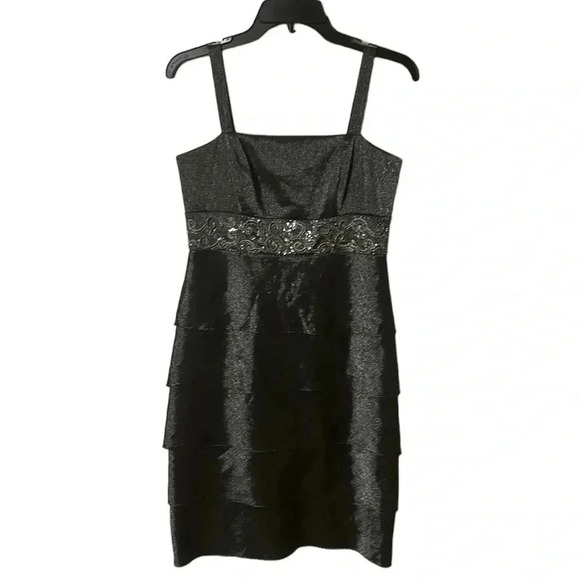 Black shimmer halter dress,Tiered,beaded,empire waist,gala,NYE, 6P , Laura - Picture 9 of 16